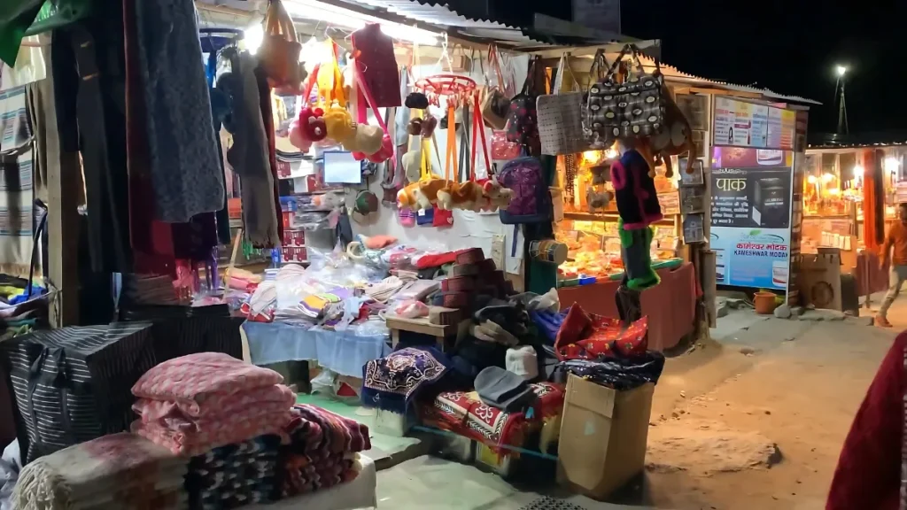 markets near Badrinath temple